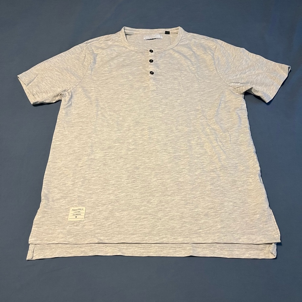 EUC Five Four brand gray heather 3 button henley tshirt size M